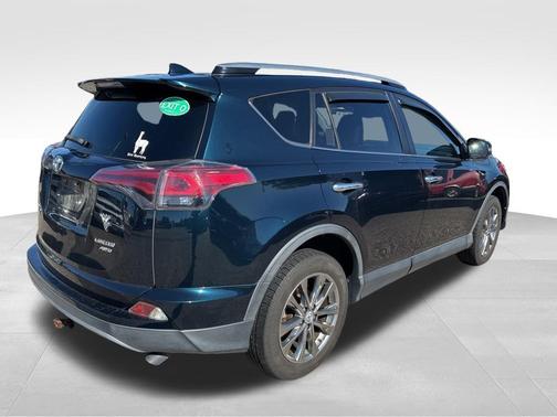 2017 Toyota RAV4 Limited