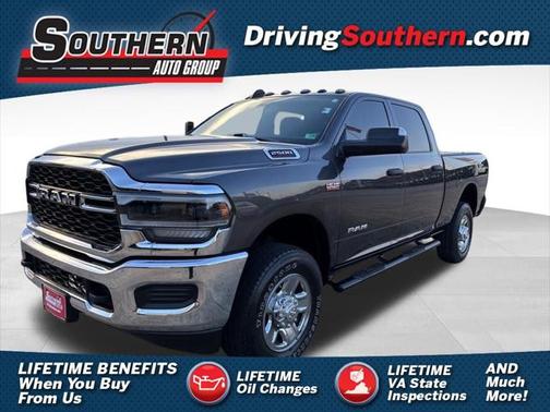 2021 RAM 2500 Tradesman Crew Cab 4x4 6'4' Box
