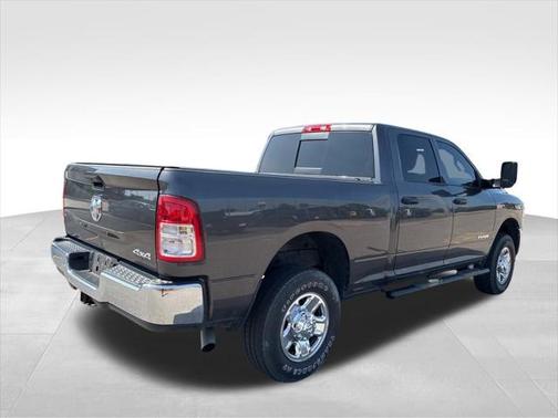 2021 RAM 2500 Tradesman Crew Cab 4x4 6'4' Box