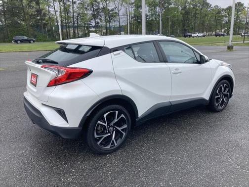 2021 Toyota C-HR XLE