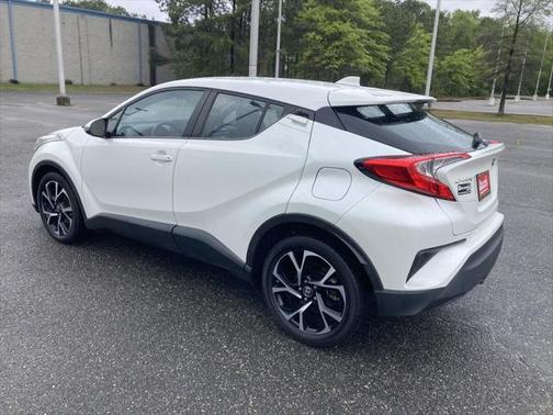 2021 Toyota C-HR XLE