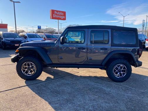 Granite Crystal Metallic Clearcoat 2026 Jeep Wrangler Rubicon