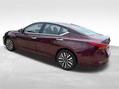 Garnet Pearl Metallic 2024 Nissan Altima 2.5 SV