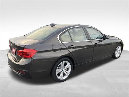 2018 BMW 330 330i