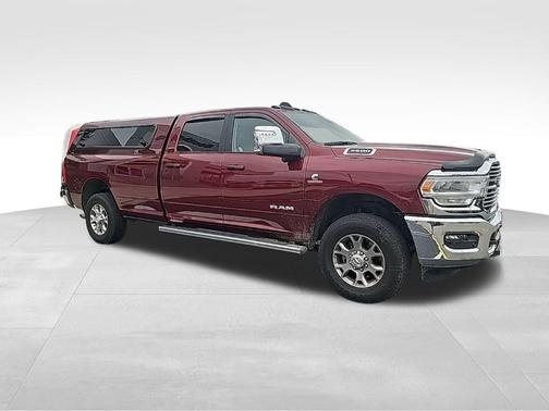 2024 RAM 3500 Laramie Crew Cab 4x4 8' Box