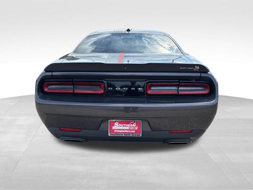 Granite Pearlcoat 2022 Dodge Challenger R/T Scat Pack