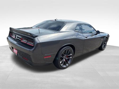 Granite Pearlcoat 2022 Dodge Challenger R/T Scat Pack