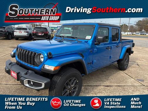 Hydro Blue Pearlcoat 2026 Jeep Gladiator Sport S