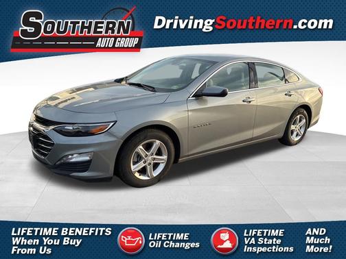 Sterling Gray Metallic 2024 Chevrolet Malibu FWD 1LT