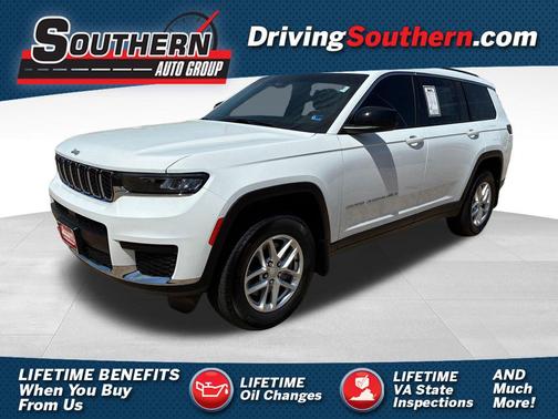 Bright White Clearcoat 2025 Jeep Grand Cherokee L Laredo