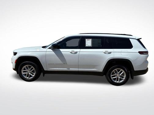 Bright White Clearcoat 2025 Jeep Grand Cherokee L Laredo