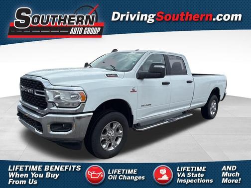 2024 RAM 3500 Big Horn Crew Cab 4x4 8' Box