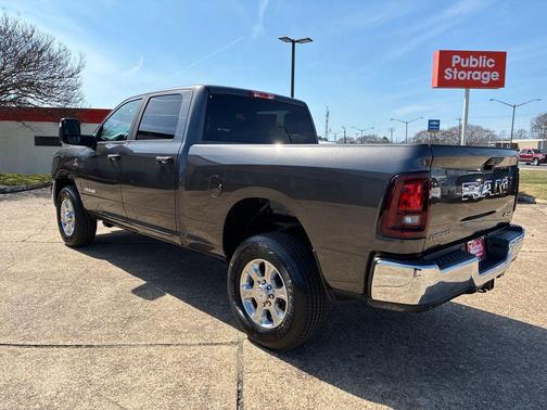 Granite Crystal Metallic Clearcoat 2026 RAM 2500 Big Horn Crew Cab 4x4 6'4' Box