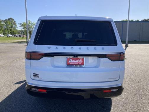 2023 Jeep Wagoneer L Series III 4x4