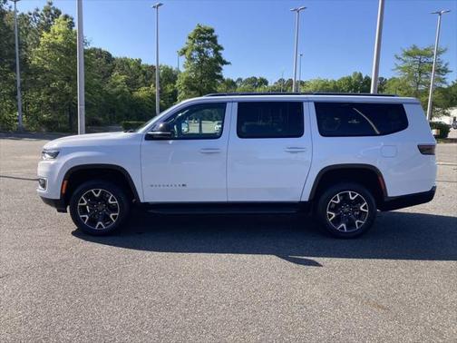 2023 Jeep Wagoneer L Series III 4x4