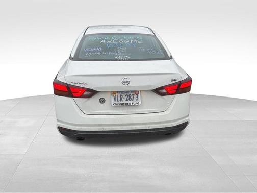 2022 Nissan Altima SR FWD