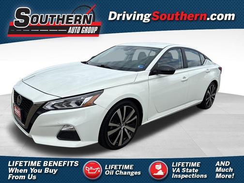 2022 Nissan Altima SR FWD