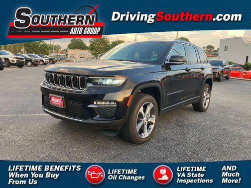 Diamond Black Crystal Pearlcoat 2024 Jeep Grand Cherokee 4xe Base