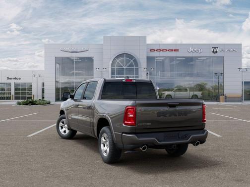 Granite Crystal Metallic Clearcoat 2026 RAM 1500 Big Horn/Lone Star