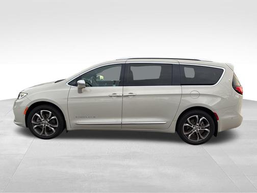 2021 Chrysler Pacifica L