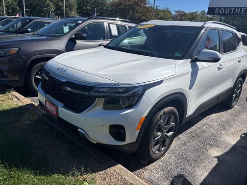2024 Kia Seltos S