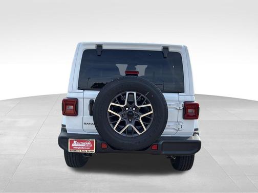 2026 Jeep Wrangler 4-Door Sahara 4x4