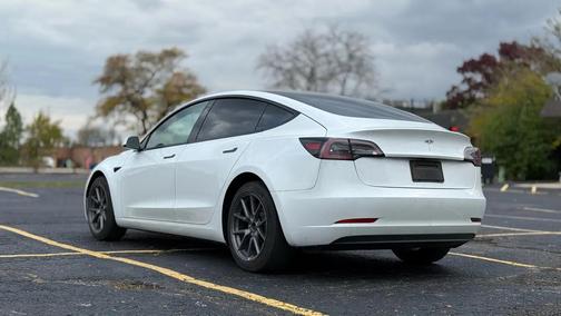 Pearl White Multi-Coat 2021 Tesla Model 3 Standard Range Plus