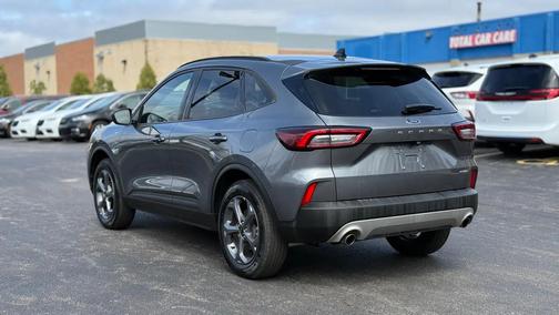 Carbonized Gray Metallic 2025 Ford Escape ST-Line Select