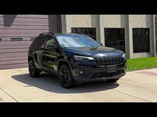 Diamond Black Crystal Pearlcoat 2020 Jeep Cherokee Latitude Plus
