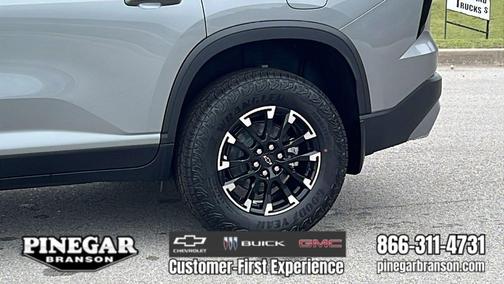 Sterling Gray Metallic 2026 Chevrolet Traverse AWD Z71