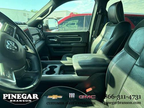 2021 RAM 3500 Laramie Crew Cab 4x4 6'4' Box