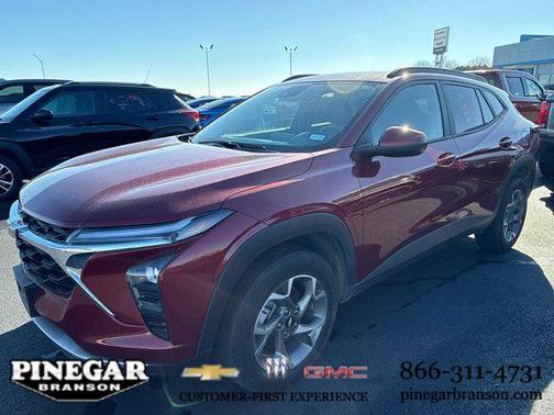 2025 Chevrolet Trax LT