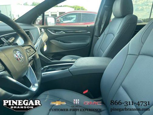 2024 Buick Enclave Essence FWD