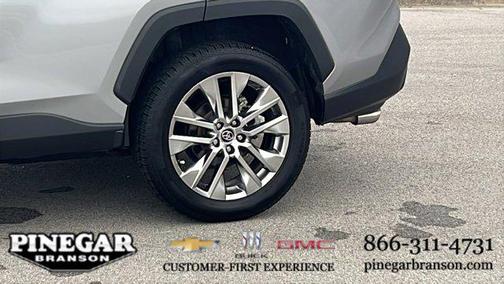 2020 Toyota RAV4 XLE Premium