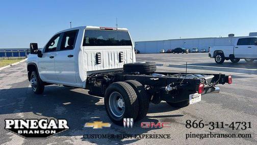 2025 Chevrolet Silverado 3500 WT