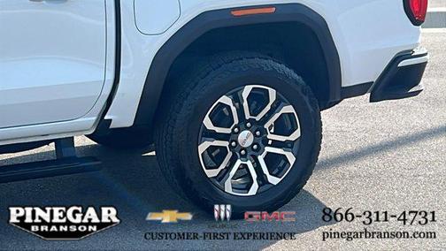 2023 GMC Canyon AT4