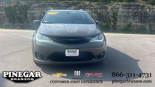 2020 Chrysler Pacifica Hybrid Limited