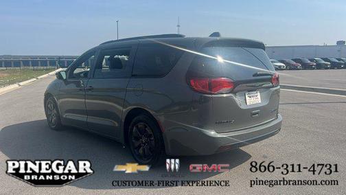 2020 Chrysler Pacifica Hybrid Limited