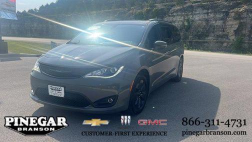 2020 Chrysler Pacifica Hybrid Limited