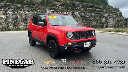Colorado Red 2018 Jeep Renegade Trailhawk