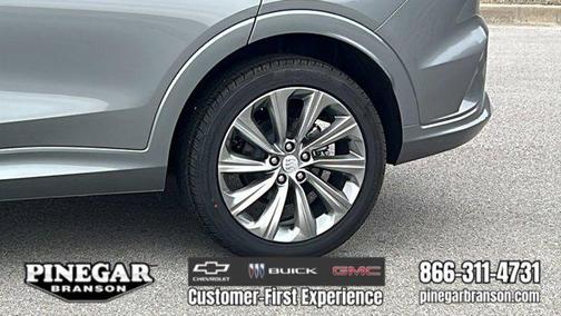 Moonstone Gray Metallic 2026 Buick Envista Avenir FWD