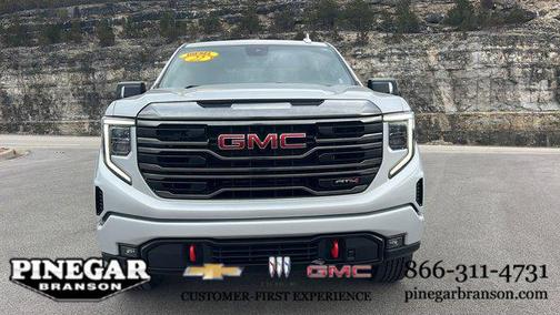 2022 GMC Sierra 1500 AT4