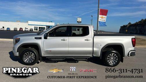 2022 GMC Sierra 1500 AT4