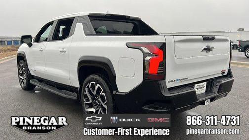 2025 Chevrolet Silverado EV RST