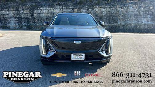 2025 Cadillac LYRIQ Sport