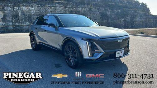 2025 Cadillac LYRIQ Sport