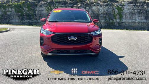 Rapid Red Metallic Tinted Clearcoat 2024 Ford Escape ST-Line Select