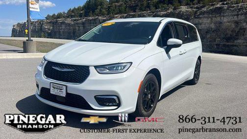 2023 Chrysler Pacifica Touring L