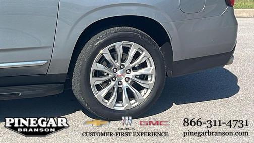 Sterling Metallic 2024 GMC Yukon XL Denali