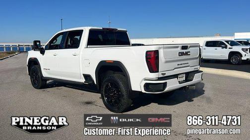 2026 GMC Sierra 2500 AT4